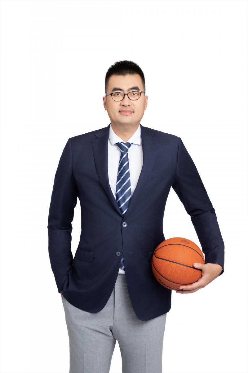 如何根据篮球比赛的不同阶段调整力量训练强度?_1